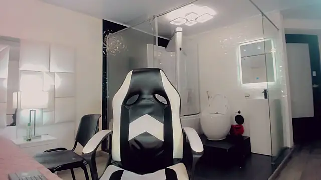 Snapshot of Gisele_fox chatting on March 7, 2025, 1:42 am Gisele fox online show from March 7, 2025, 1:42 am