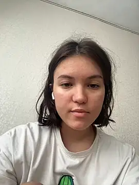 Snapshot of katrinnaag chatting on January 10, 2025, 9:23 am katrinnaag online show from January 10, 2025, 9:23 am