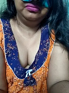  MilkyBar online show from April 21, 2026, 11:27 am