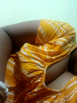  MilkyBar online show from April 27, 2026, 10:13 am