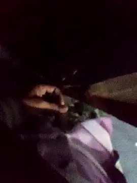 xLoveer online show from December 5, 2025, 6:04 pm