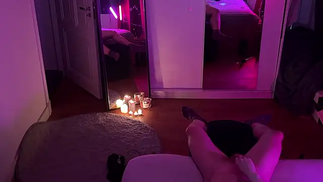 AlwaysHorneyxxx online show from February 2, 2026, 6:56 am