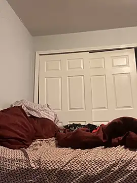 Snapshot of Yoshibaby2670 chatting on February 18, 2025, 7:43 am Yoshibaby2670 online show from February 18, 2025, 7:43 am