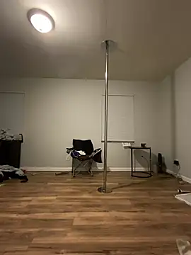 Snapshot of Yoshibaby2670 chatting on February 24, 2025, 2:51 am Yoshibaby2670 online show from February 24, 2025, 2:51 am