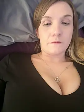 Snapshot of Kitty_DaCocks chatting on February 5, 2026, 11:31 pm Kitty DaCocks online show from February 5, 2026, 11:31 pm