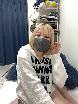 Snapshot of Hikaru-chan chatting on March 13, 2025, 7:06 pm Hikaru-chan online show from March 13, 2025, 7:06 pm