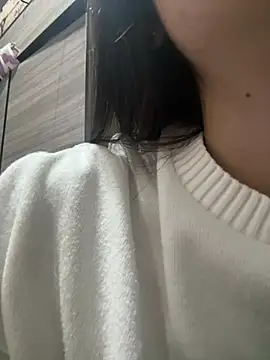 Maddy Jones online show from February 22, 2025, 6:19 pm