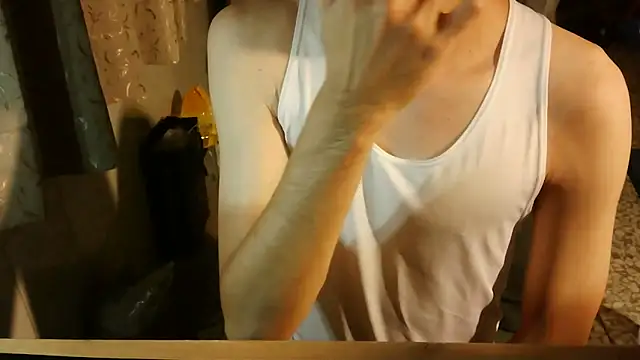 KYU890428 online show from September 23, 2025, 4:43 pm