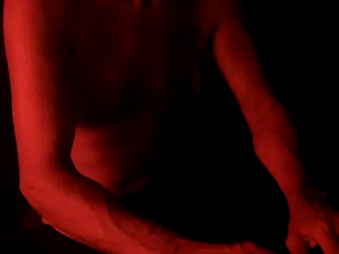 GoloZeusMax online show from March 4, 2026, 7:03 am