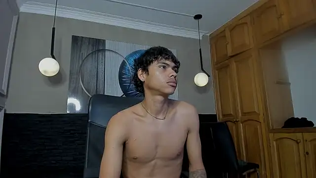 Snapshot of adam_piarse01 chatting on February 9, 2025, 9:17 pm adam piarse01 online show from February 9, 2025, 9:17 pm