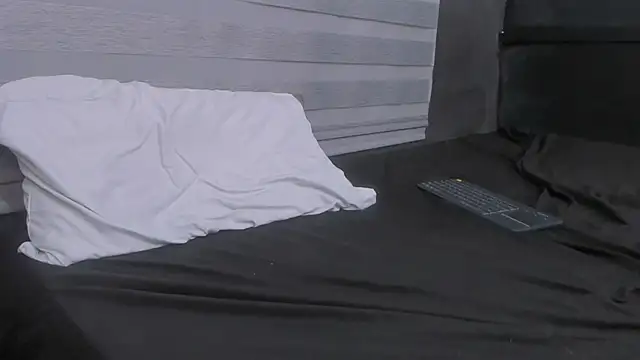 Snapshot of adam_piarse01 chatting on March 14, 2025, 6:21 am adam piarse01 online show from March 14, 2025, 6:21 am