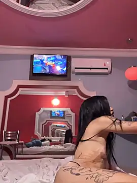 LawrencyLarry online show from April 24, 2026, 2:14 am