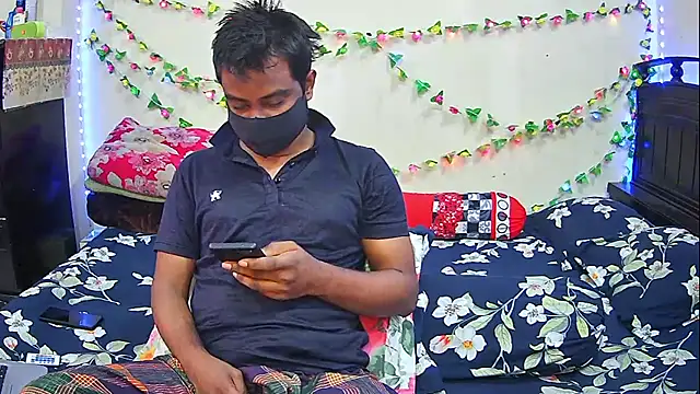 Snapshot of Hot_Nila chatting on February 4, 2026, 3:23 am Hot Nila online show from February 4, 2026, 3:23 am