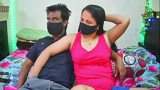 Snapshot of Hot_Nila chatting on February 16, 2026, 4:41 am Hot Nila online show from February 16, 2026, 4:41 am