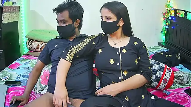 Snapshot of Hot_Nila chatting on February 24, 2026, 5:49 am Hot Nila online show from February 24, 2026, 5:49 am