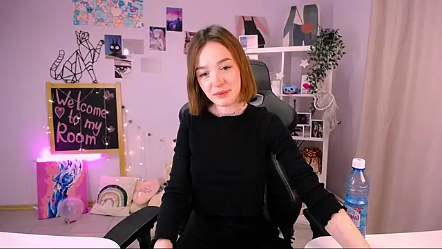 Snapshot of MiniSofy chatting on February 13, 2025, 3:56 pm MiniSofy online show from February 13, 2025, 3:56 pm