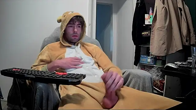 Snapshot of onesieboyx chatting on December 2, 2025, 3:18 pm onesieboyx online show from December 2, 2025, 3:18 pm