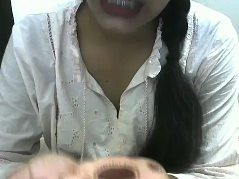 Snapshot of Misha_Sweett chatting on July 25, 2026, 4:26 pm Misha Sweett online show from July 25, 2026, 4:26 pm