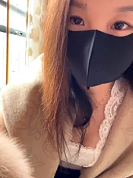 SSSniang- online show from October 31, 2025, 6:03 am