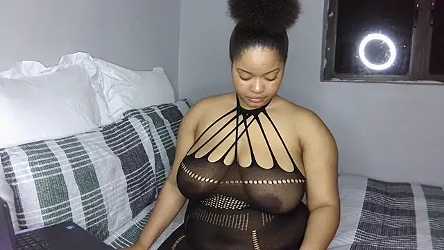 Snapshot of sexytinashe21 chatting on September 14, 2025, 7:57 pm sexytinashe21 online show from September 14, 2025, 7:57 pm