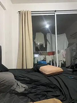 marquezhot8 online show from April 15, 2026, 9:59 pm