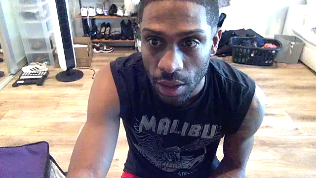 mileshighclub420 online show from February 11, 2025, 10:39 pm