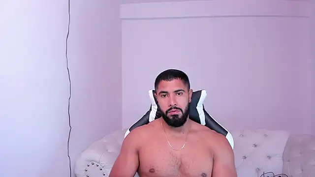 Santiago huntt online show from February 21, 2025, 12:28 pm