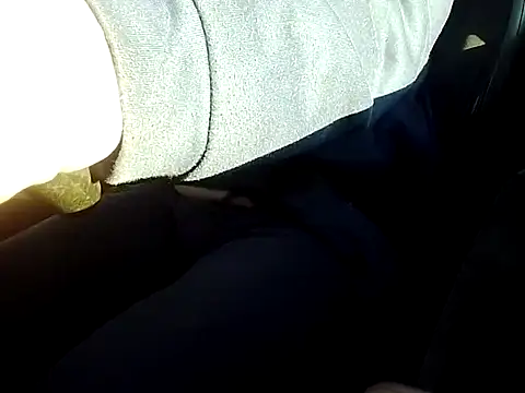 aigledauphin online show from October 1, 2025, 7:36 am