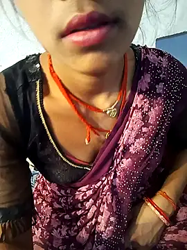 Snapshot of Amaya_Bajwa chatting on February 4, 2025, 2:53 pm Amaya Bajwa online show from February 4, 2025, 2:53 pm