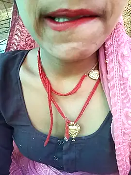 Snapshot of Amaya_Bajwa chatting on February 9, 2025, 6:33 am Amaya Bajwa online show from February 9, 2025, 6:33 am