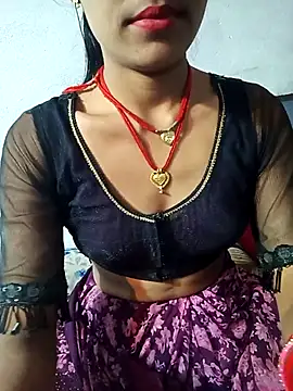 Snapshot of Amaya_Bajwa chatting on February 14, 2025, 2:02 pm Amaya Bajwa online show from February 14, 2025, 2:02 pm