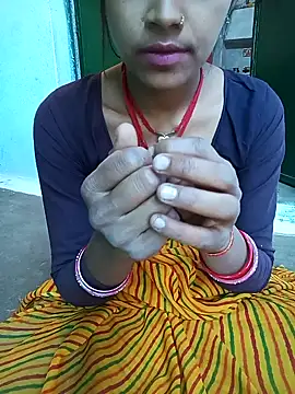 Snapshot of Amaya_Bajwa chatting on February 24, 2025, 3:31 pm Amaya Bajwa online show from February 24, 2025, 3:31 pm