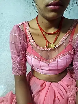 Snapshot of Amaya_Bajwa chatting on February 28, 2025, 9:33 pm Amaya Bajwa online show from February 28, 2025, 9:33 pm