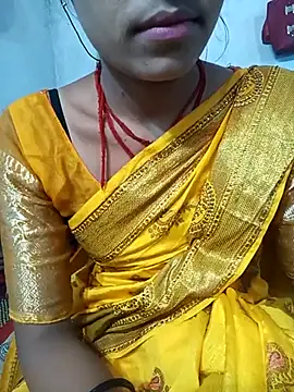 Snapshot of Amaya_Bajwa chatting on March 5, 2025, 11:49 am Amaya Bajwa online show from March 5, 2025, 11:49 am