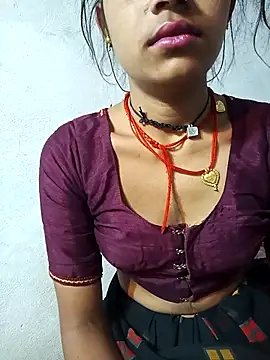 Snapshot of Amaya_Bajwa chatting on March 11, 2025, 10:09 pm Amaya Bajwa online show from March 11, 2025, 10:09 pm