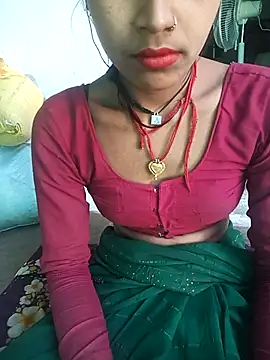 Snapshot of Amaya_Bajwa chatting on March 21, 2025, 6:49 am Amaya Bajwa online show from March 21, 2025, 6:49 am