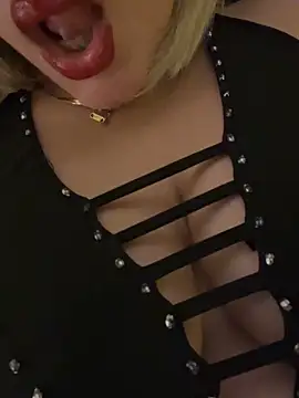 Snapshot of Maya_mimi chatting on March 13, 2026, 2:07 am Maya mimi online show from March 13, 2026, 2:07 am