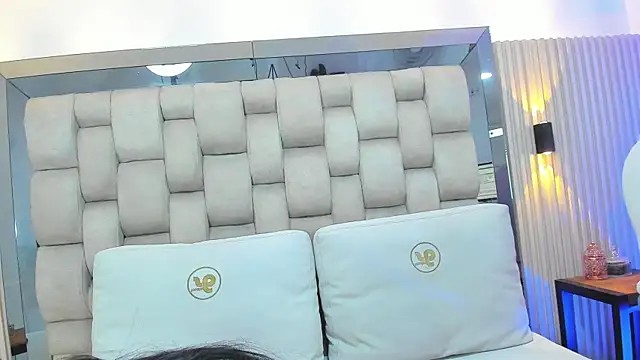 ashlyn parker online show from February 10, 2025, 8:21 pm