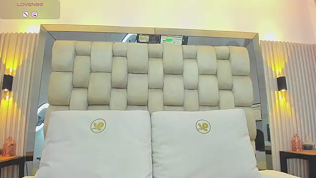 ashlyn parker online show from February 28, 2025, 11:01 pm