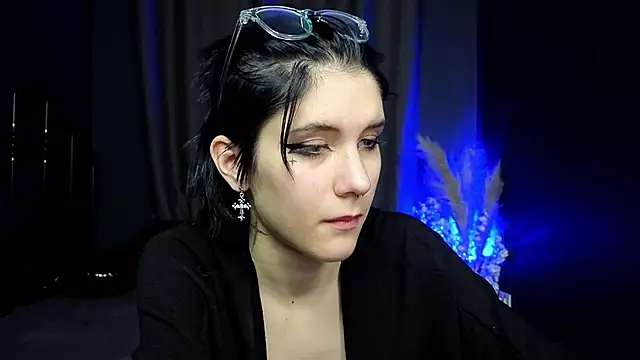 Snapshot of Hyeon_Jin chatting on March 4, 2025, 8:27 pm Hyeon Jin online show from March 4, 2025, 8:27 pm