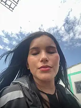 the queen of street online show from February 22, 2026, 6:39 pm