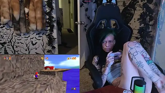 Snapshot of trashbrat chatting on September 22, 2025, 8:16 am trashbrat online show from September 22, 2025, 8:16 am