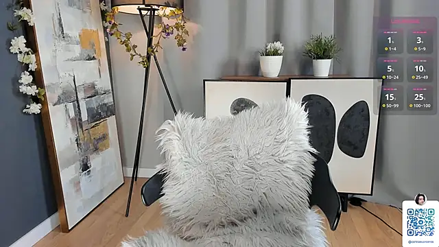 Snapshot of OdiliaHartnell chatting on February 2, 2025, 9:23 pm OdiliaHartnell online show from February 2, 2025, 9:23 pm