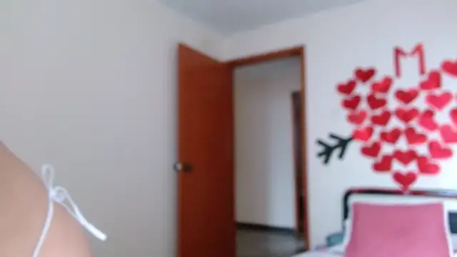 marilynbeautifullyhairy online show from February 12, 2025, 12:12 pm