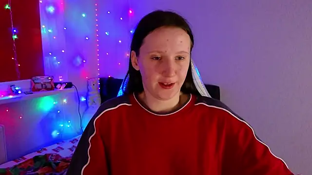 mon lola online show from January 26, 2025, 4:41 am