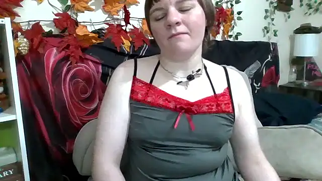 Snapshot of AverageRose chatting on January 17, 2026, 10:53 am AverageRose online show from January 17, 2026, 10:53 am