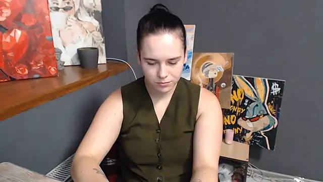 Snapshot of mini_girly chatting on July 1, 2026, 1:13 pm mini girly online show from July 1, 2026, 1:13 pm