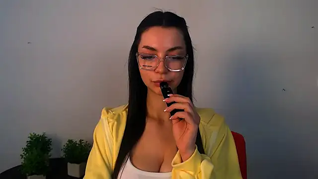 Snapshot of Lexi_Jous chatting on May 4, 2026, 1:07 pm Lexi Jous online show from May 4, 2026, 1:07 pm