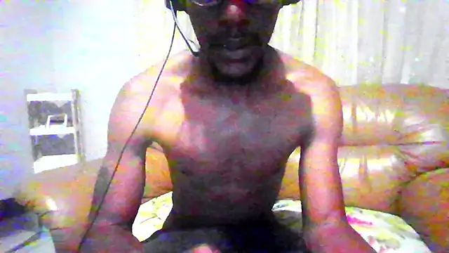 Snapshot of 1NakedTruth chatting on October 28, 2025, 7:38 pm 1NakedTruth online show from October 28, 2025, 7:38 pm