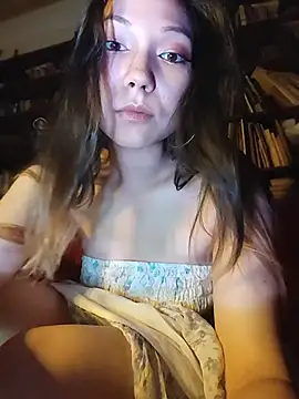 LoveFoxyQueen online show from July 15, 2026, 9:53 pm